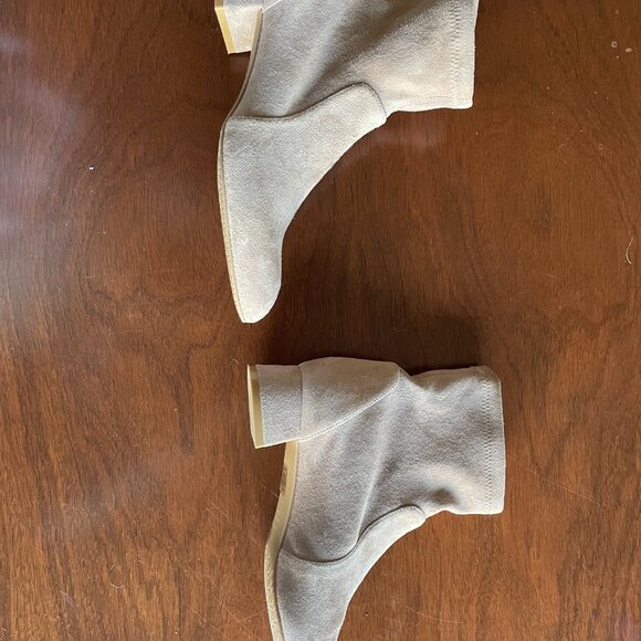 Stuart Weitzman Cashmere Grace Sock Booties US 6.5 - Picture 6 of 9